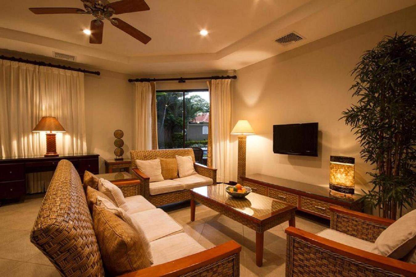 Monaco Condominiums 哈科 外观 照片
